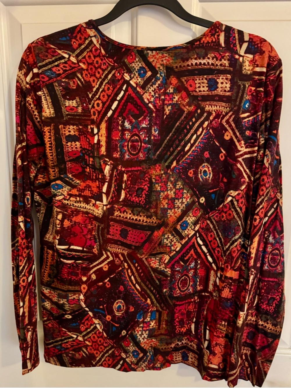 Chico's Beautiful Urban Boho Abstract Print Long Sleeve Top - Chicos size 2 - Picture 6 of 12